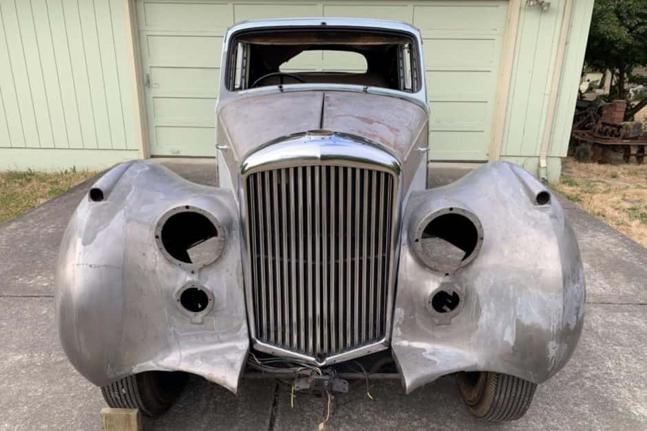 1953 Bentley R-Type sold for $3,000