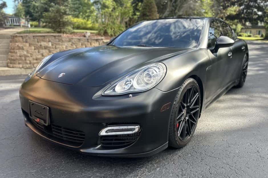 2013 Porsche Panamera sold for $41,500