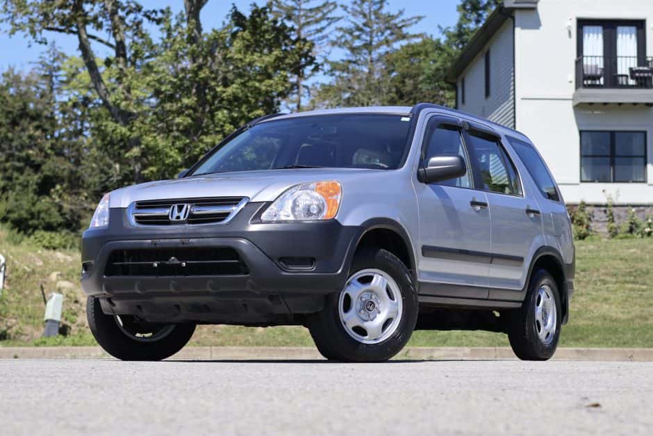 2004 Honda CR-V sold for $8,600