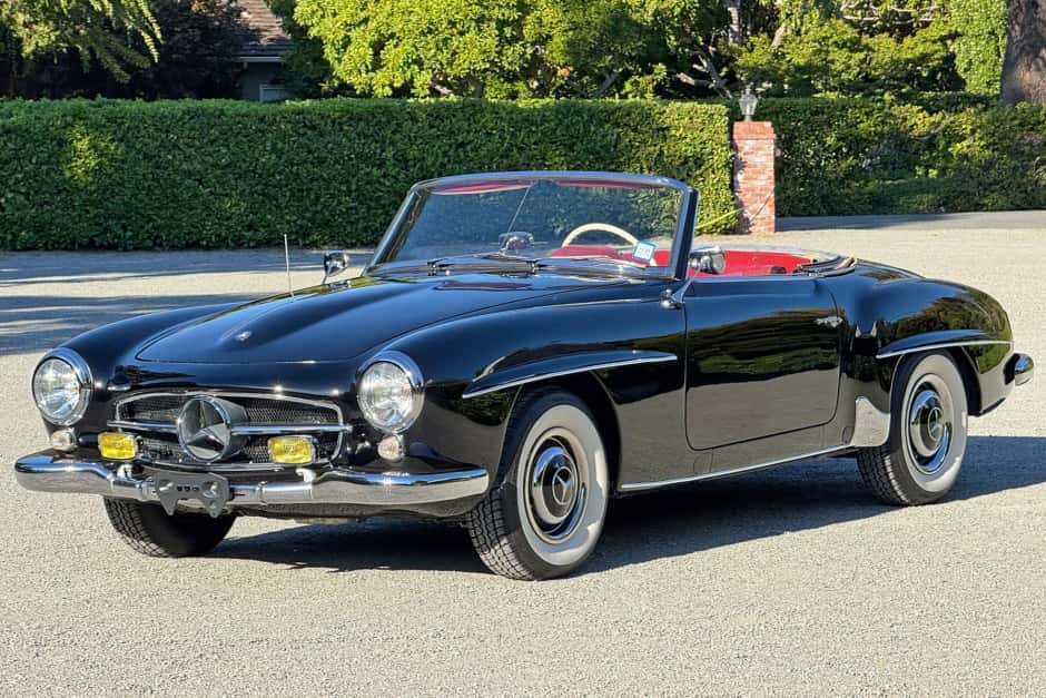 1962 Mercedes-Benz 190SL sold for $86,111