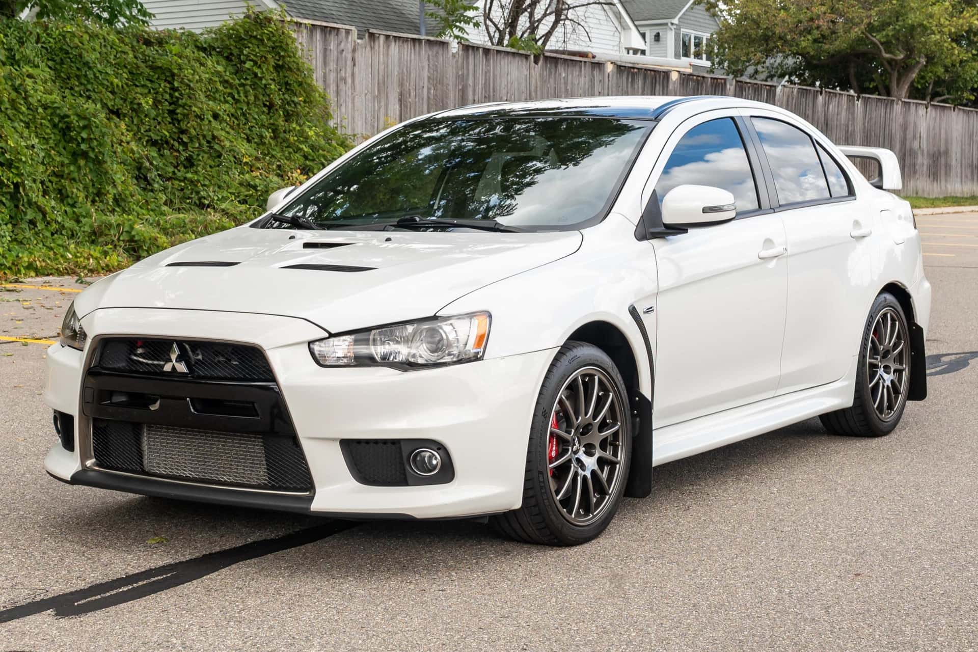 2015 Mitsubishi Lancer Evolution sold for $24,250