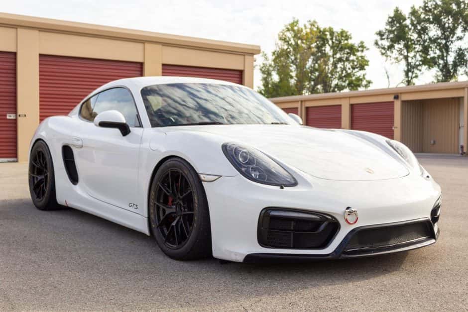 2015 Porsche 981 Cayman sold for $61,000