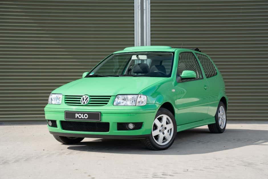 2000 Volkswagen Polo sold for £2,200