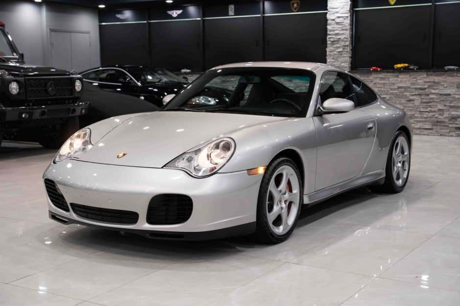 2004 Porsche 996 911 (Non-Turbo/GT2/GT3) sold for $81,000