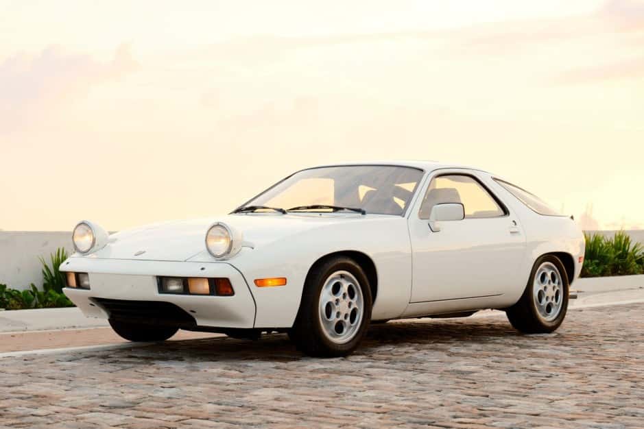 1981 Porsche 928 sold for $31,000