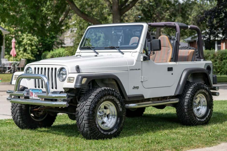1997 Jeep Wrangler TJ (1997-2006) sold for $14,500