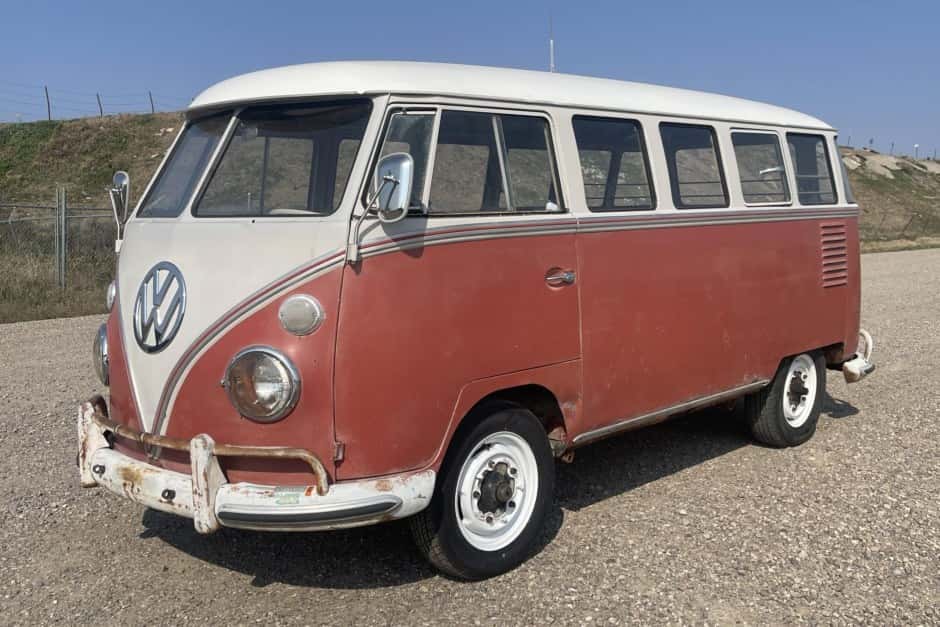 1962 Volkswagen Split-Window Bus sold for $26,700