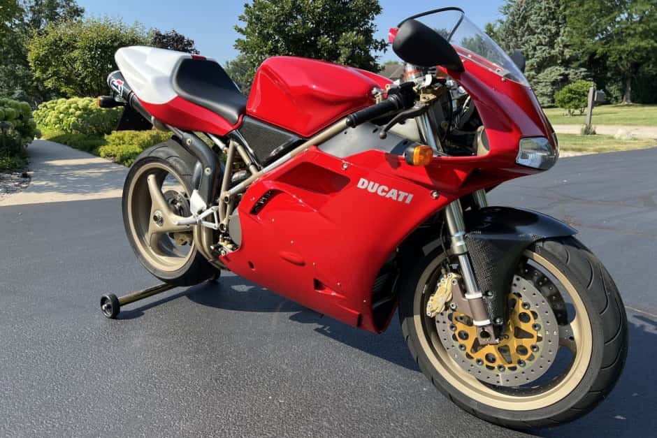 1998 Ducati 916 sold for $30,250
