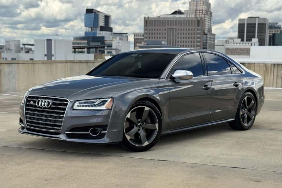 2015 Audi S8 sold for $14,442