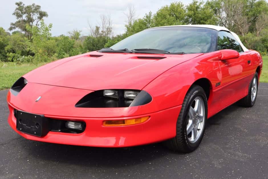 1997 Chevrolet Camaro 4th Generation 1993-2002 sold for $6,250