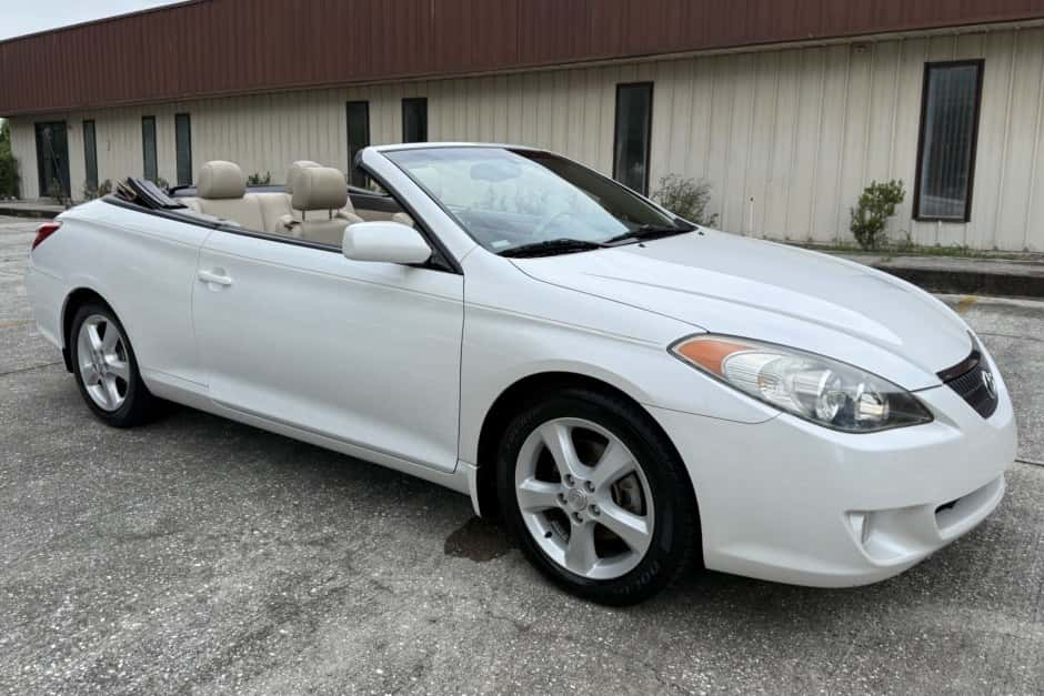 2006 Toyota Camry sold for $11,900