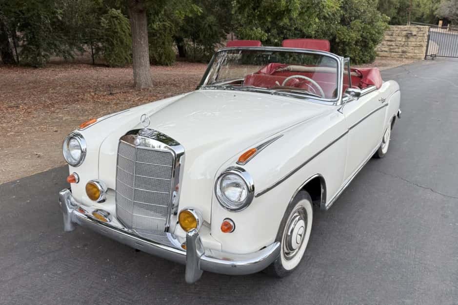 1959 Mercedes-Benz Ponton sold for $50,500