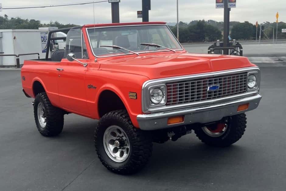 1971 Chevrolet K5 Blazer 1969-1972 sold for $51,000