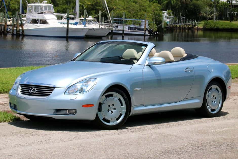 2004 Lexus SC sold for $33,250