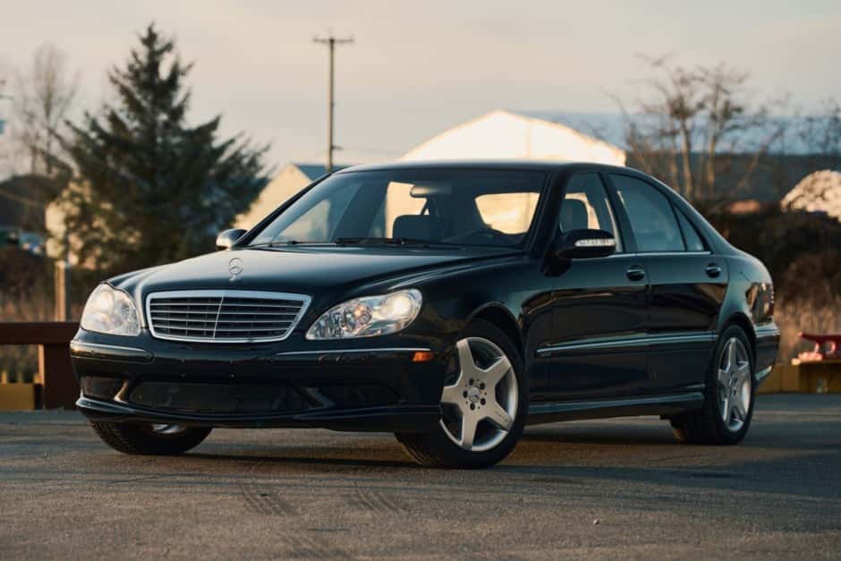 2003 Mercedes-Benz W220 S-Class sold for $7,200