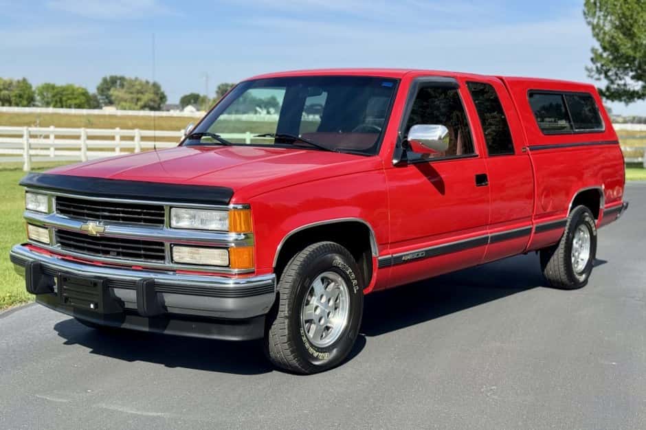 1994 Chevrolet C/K GMT400 (1988-2002) sold for $15,000