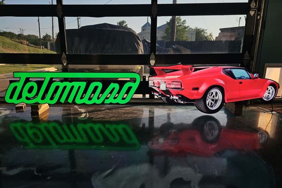 0 DeTomaso Pantera sold for $1,800