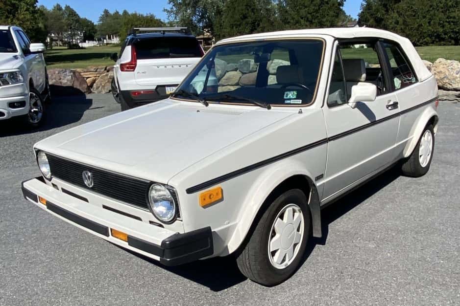 1987 Volkswagen Golf/Rabbit Cabriolet Mk1 sold for $8,600