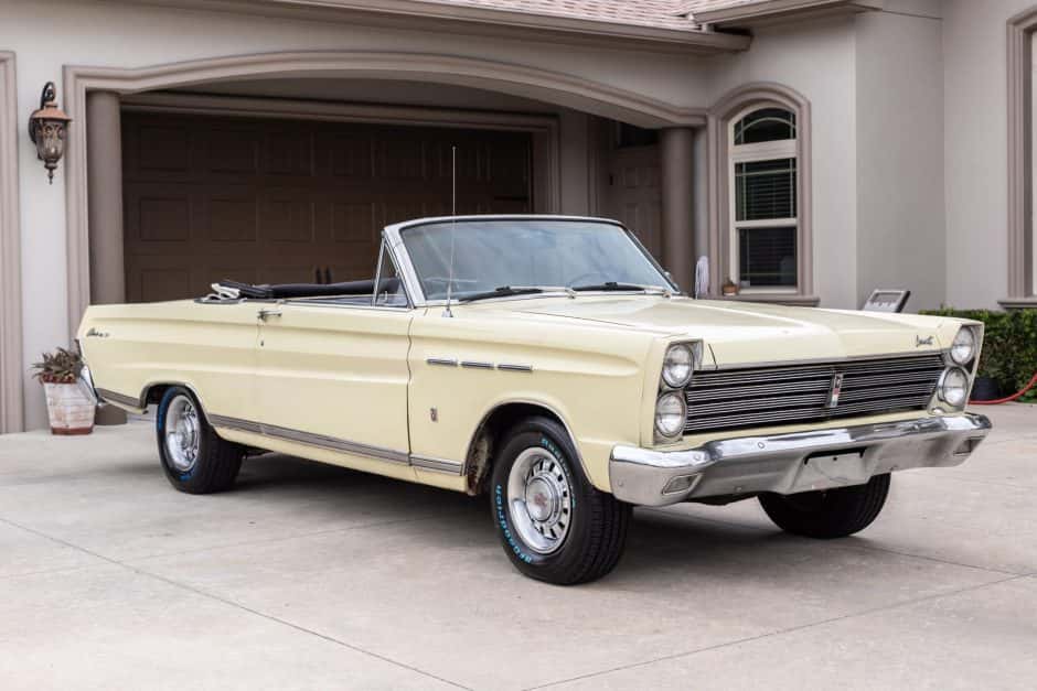 1965 Mercury Comet sold for $17,000