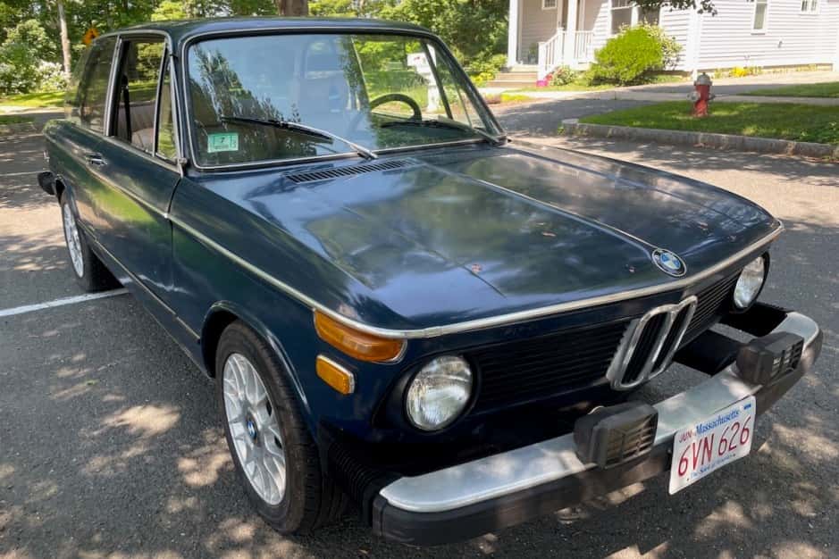 1974 BMW 2002 sold for $3,802
