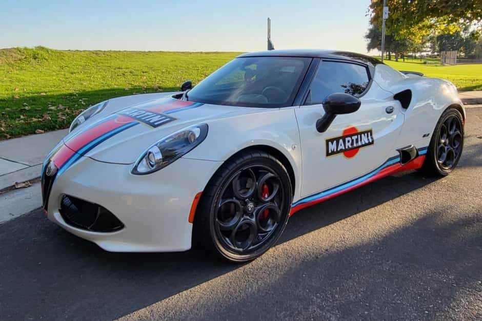 2015 Alfa Romeo 4C sold for $40,250