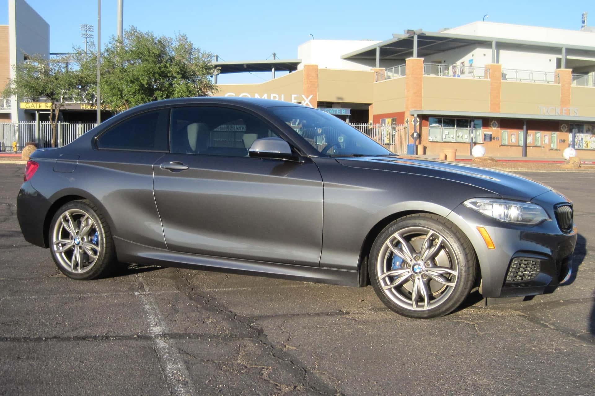 2015 BMW 2 Series sold for $18,250