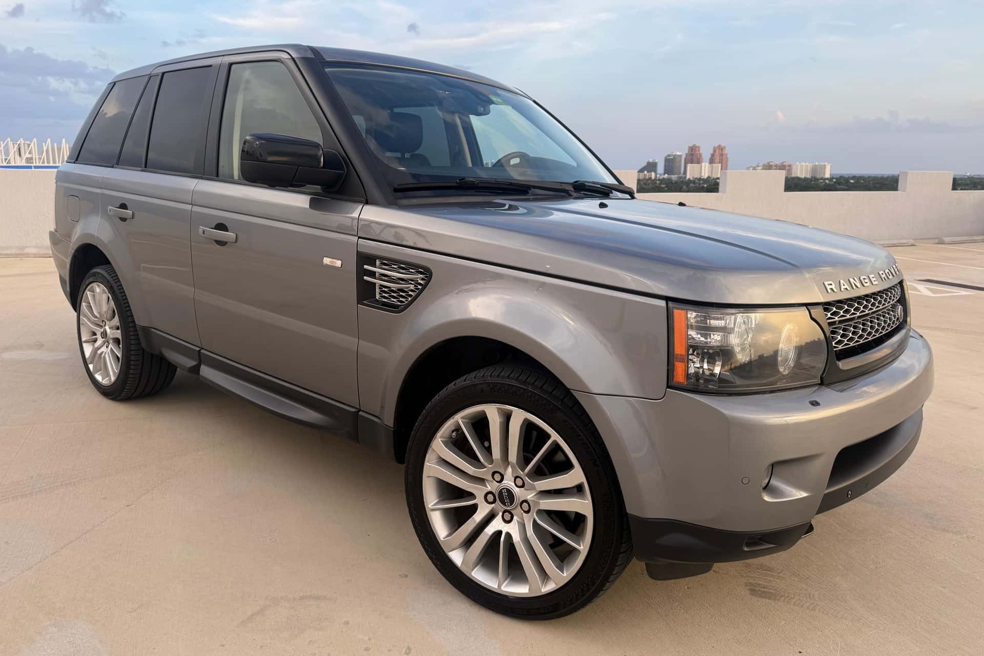 2012 Land Rover Range Rover Sport sold for $12,800