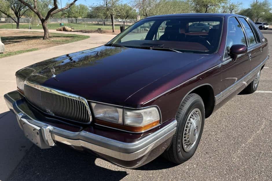 1993 Buick Roadmaster sold for $3,800