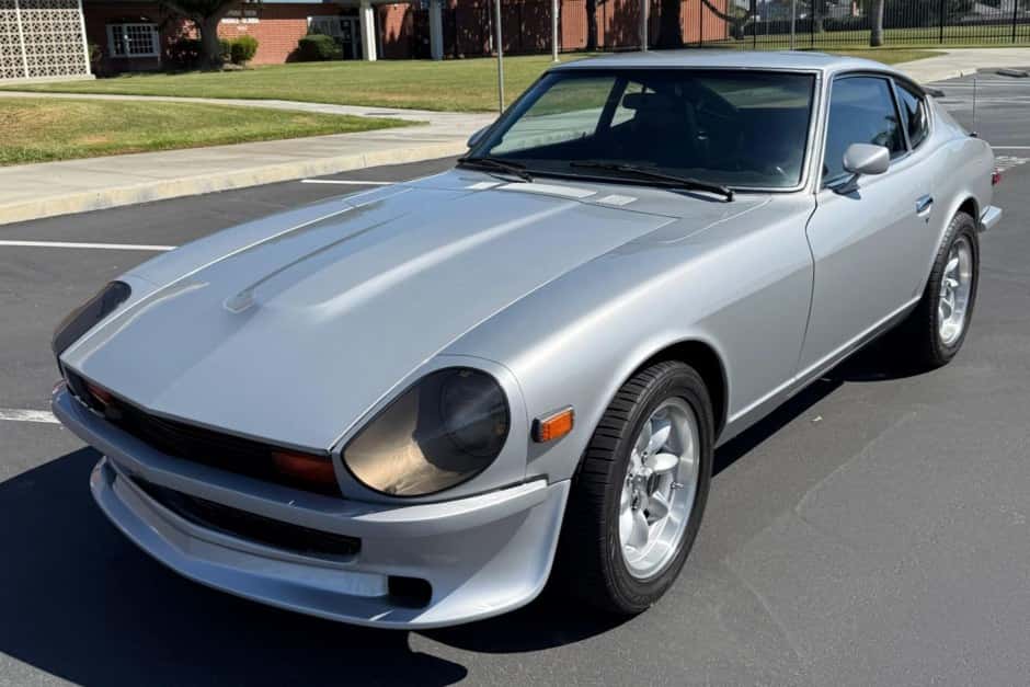 1974 Datsun 260Z sold for $20,000