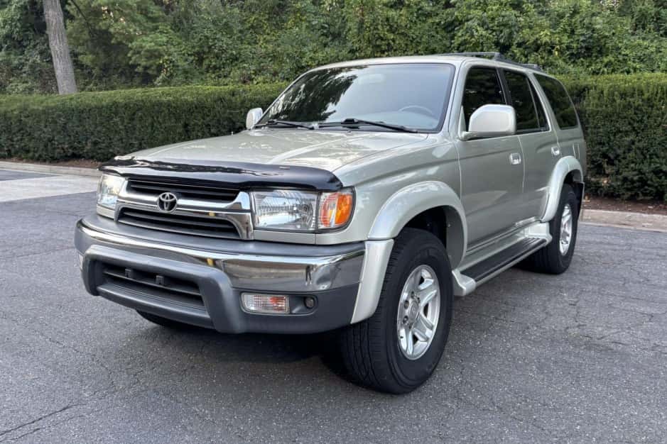 2002 Toyota 4Runner (N180) sold for $14,500