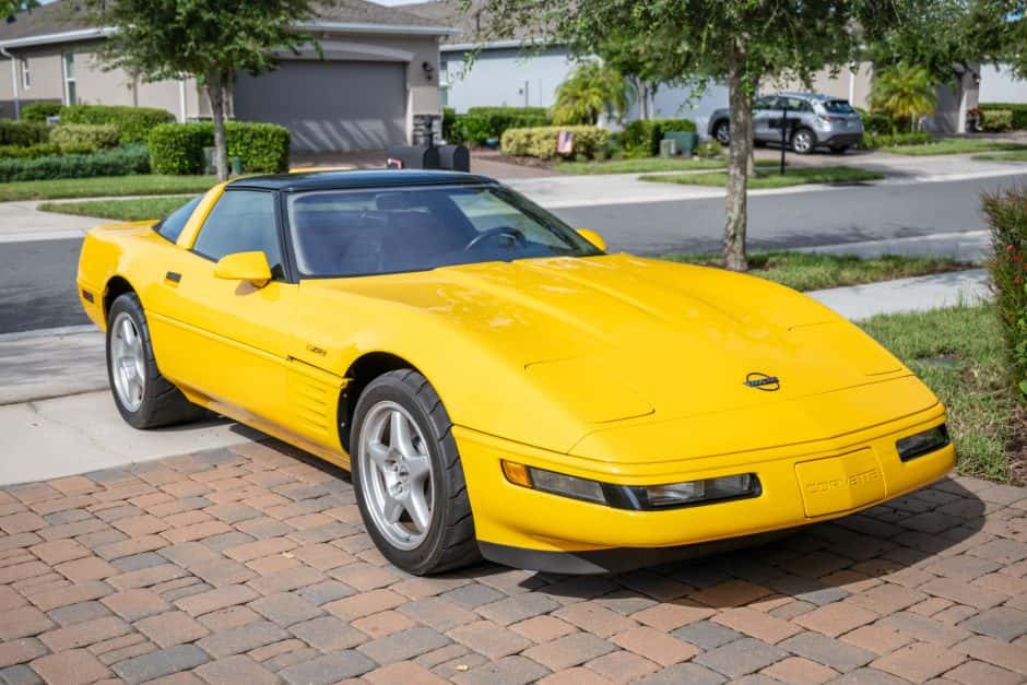 1993 Chevrolet Corvette C4 ZR-1 sold for $35,000