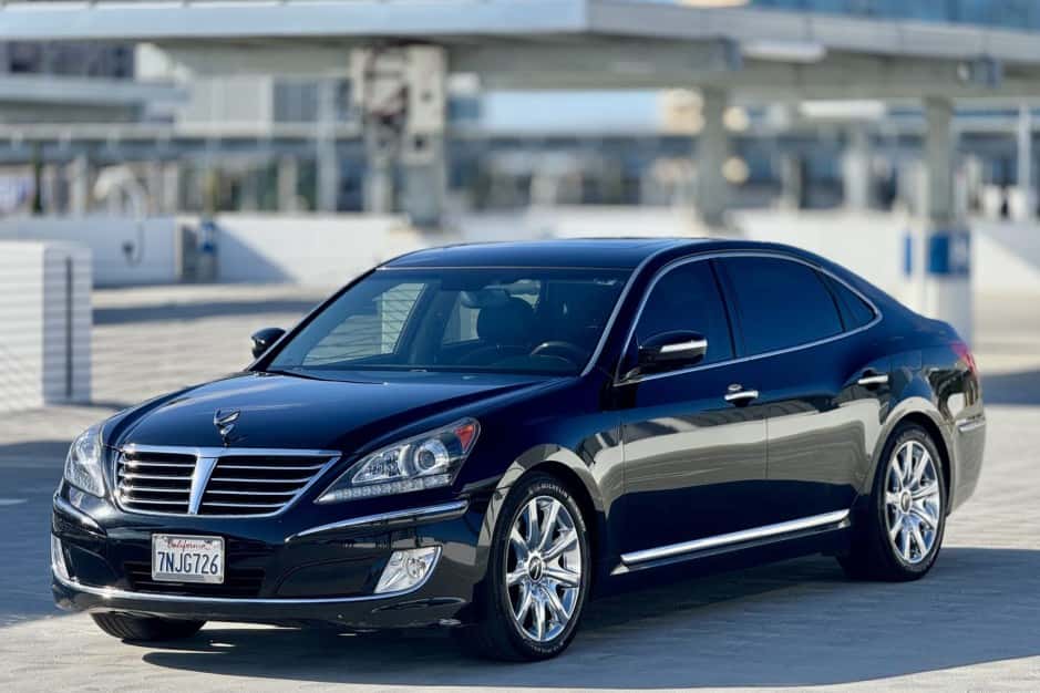 2012 Hyundai Equus sold for $7,500