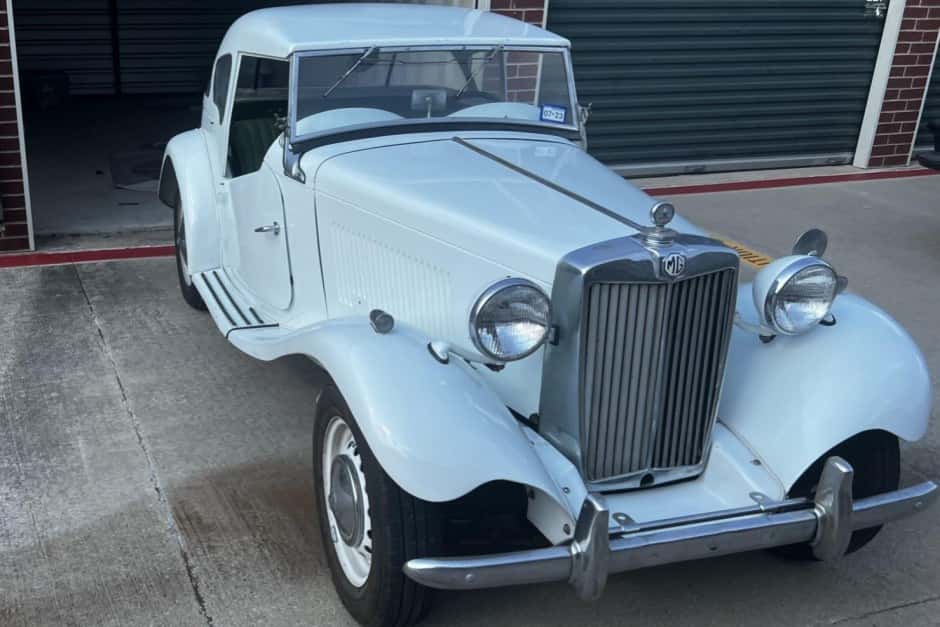 1952 MG TD sold for $8,400