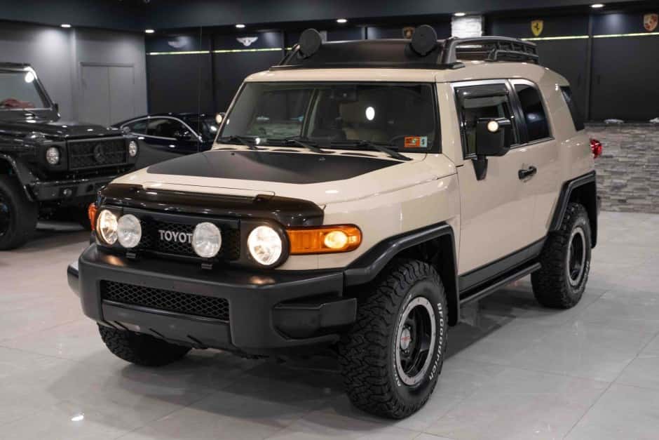 2010 Toyota FJ Cruiser sold for $45,000
