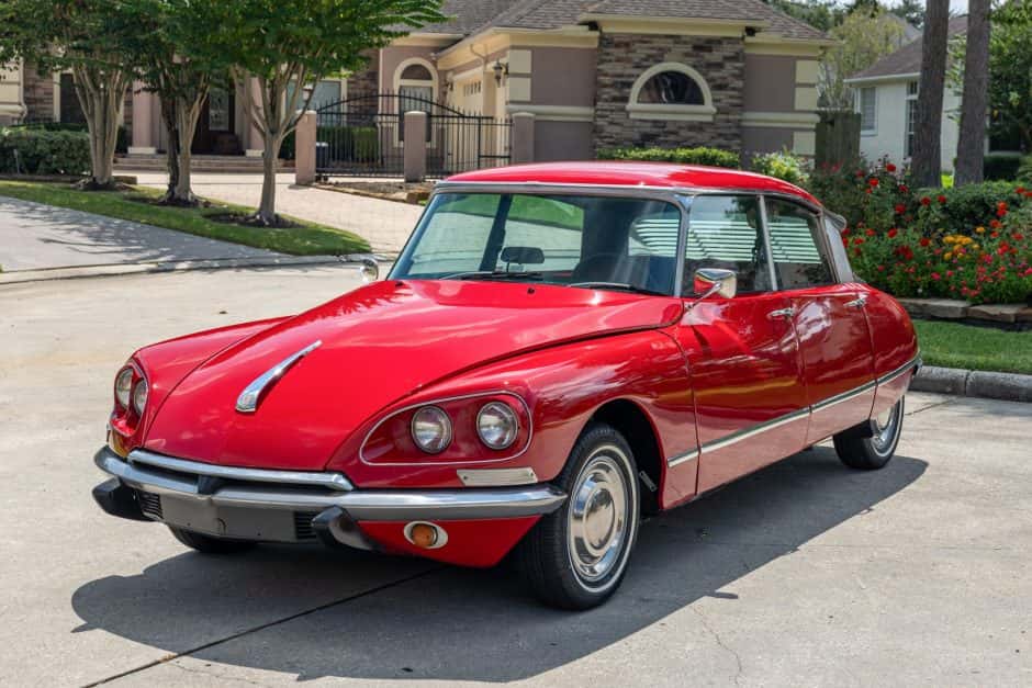 1968 Citroen DS sold for $18,750