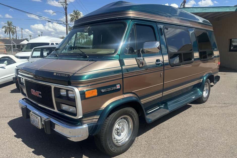 1995 GMC Van sold for $20,450