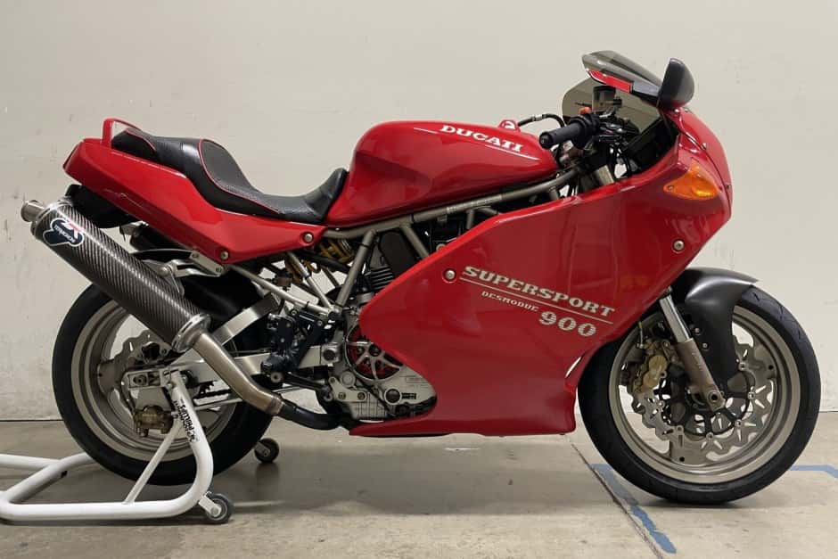 1994 Ducati 750, 800, 900, & 1000 Supersport (1988-2007) sold for $5,450