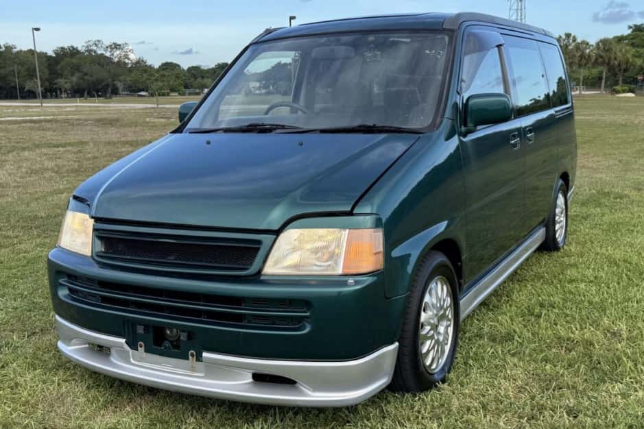 1996 Honda  sold for $7,800