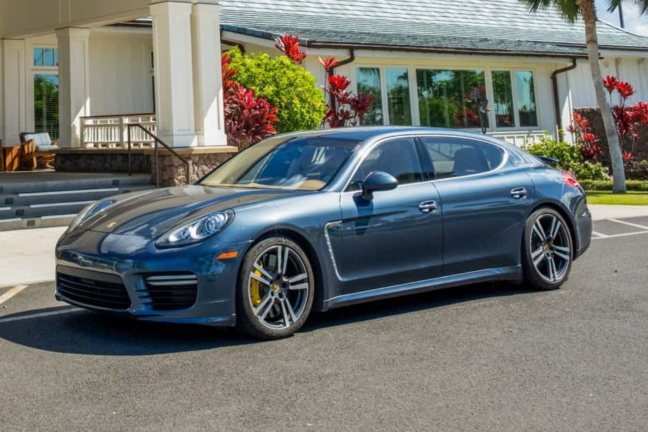 2014 Porsche Panamera sold for $42,970