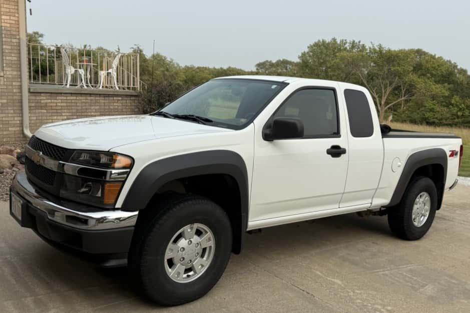 2006 Chevrolet Colorado sold for $17,000