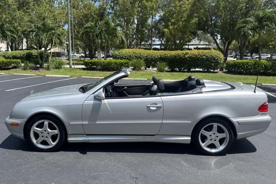 2002 Mercedes-Benz CLK-Class sold for $8,600