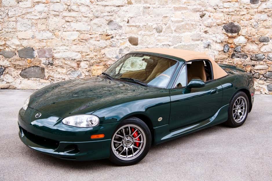 2001 Mazda NB MX-5 Miata sold for $69,777