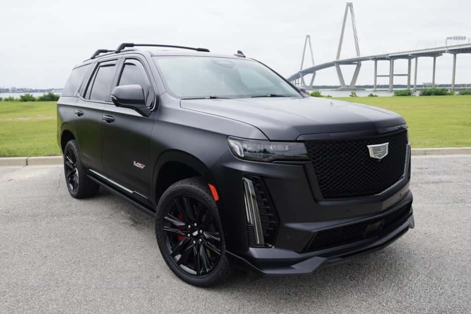 2023 Cadillac Escalade T1XL (2021-) sold for $100,000