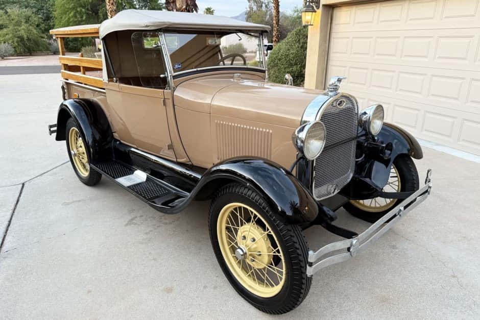 1929 Ford  sold for $13,500