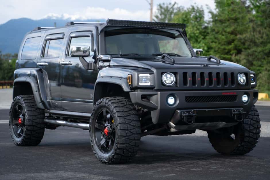 2008 Hummer H3 sold for $20,800