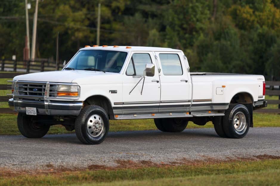 1993 Ford F-Series 1992-1997 sold for $10,500