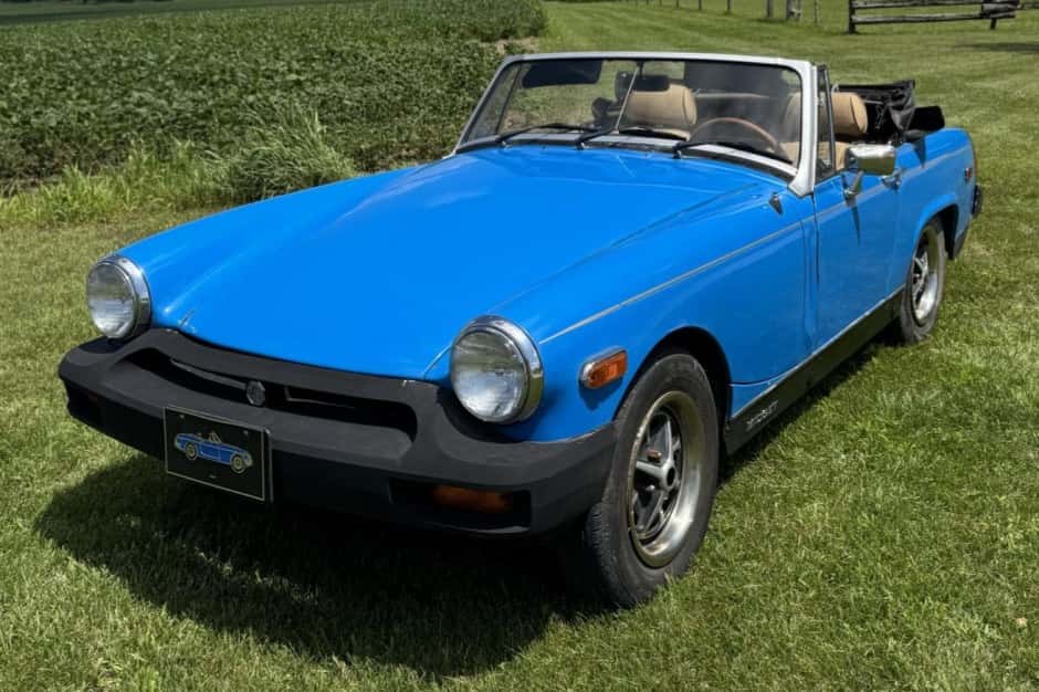 1979 MG Midget sold for $2,200