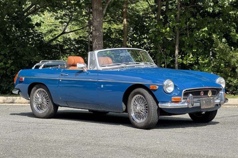 1972 MG MGB sold for $8,500
