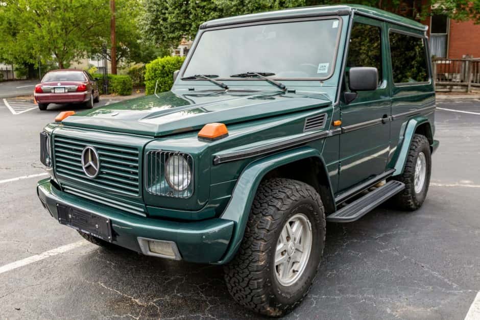 1992 Mercedes-Benz W463 G-Class (1990-2018) sold for $25,000