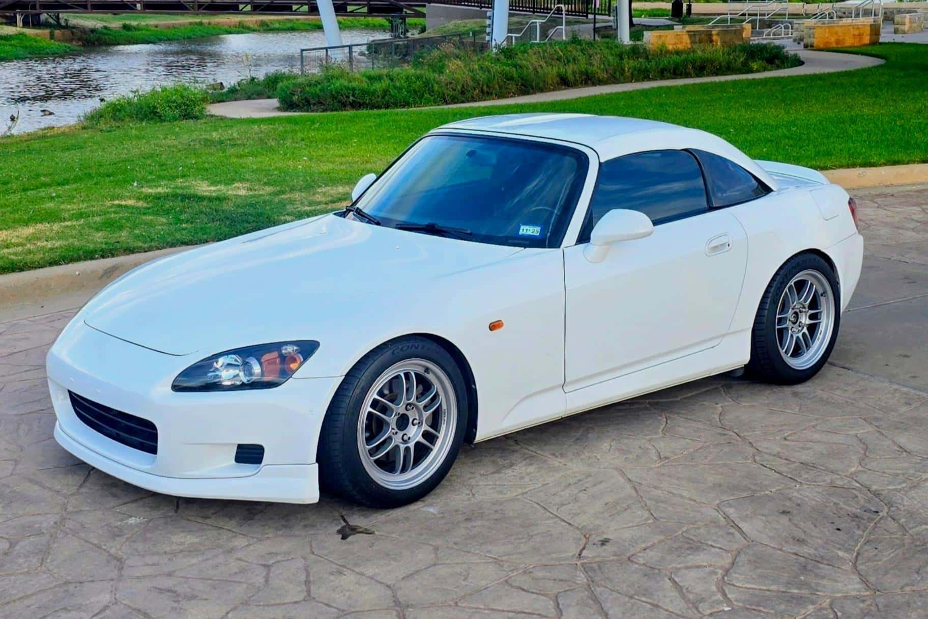 2000 Honda S2000 sold for $18,750